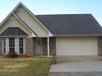 3059 Best Rd, Maryville, TN, 37803