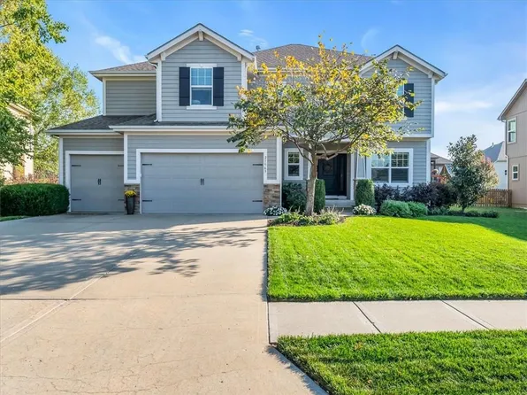 21563 W 176th Ter, Olathe, KS 66062