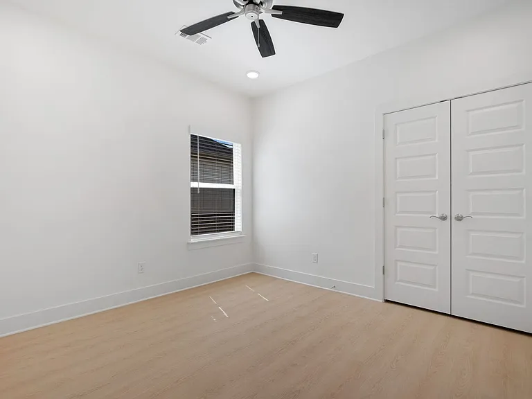 2713 SW Shackelton Ave #1 — Photo 45