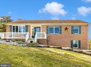 12074 Kemps Mill Rd, Williamsport, MD 21795