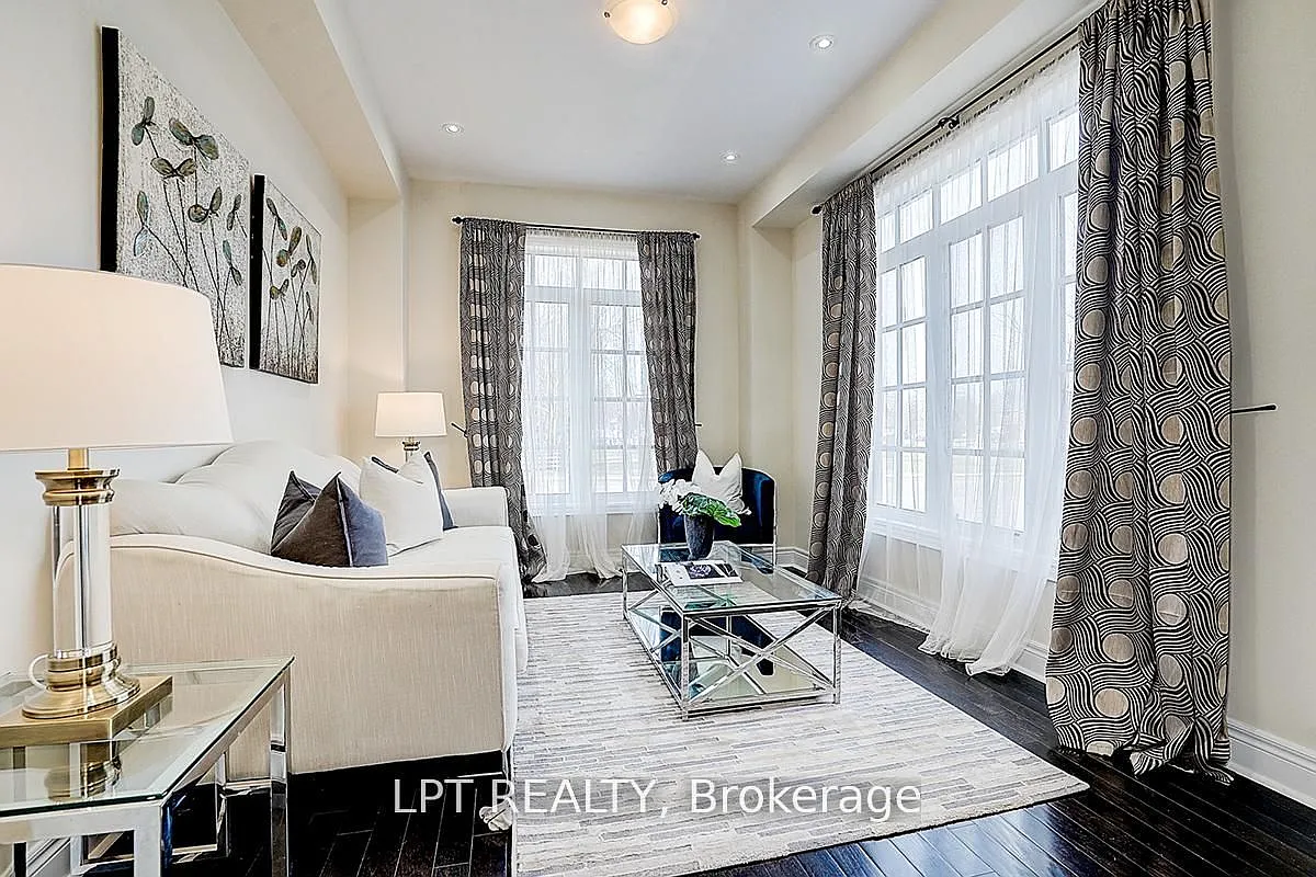 4 bed, $4,000 — Photo 2