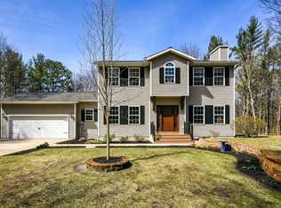 9695 Cole Ln, West Olive, MI 49460