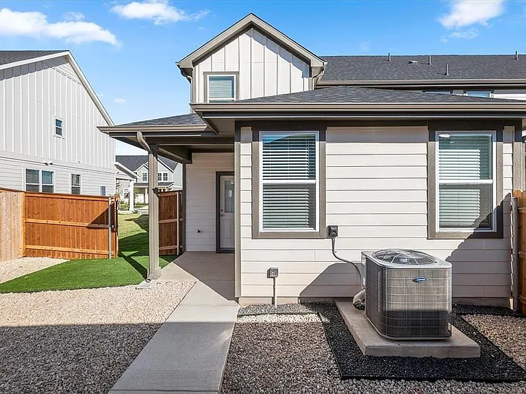 2536 Violet Theo Ln — Photo 33