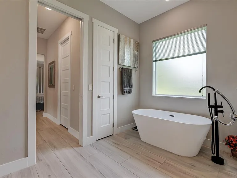 25962 High Hampton Cir — Photo 13