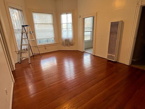 4th image of 1907 10th St APT 3