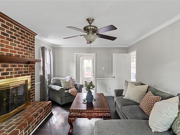 4th image of 425 Wadsworth Dr