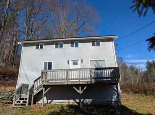 1512 Beach Rd, Apalachin, NY 13732