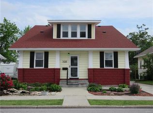 418 E Ferguson Ave, Wood River, IL 62095