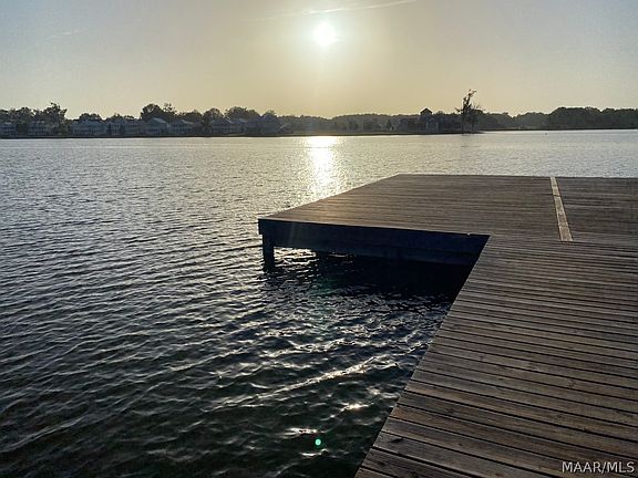 5th image of 57 Crescent Park