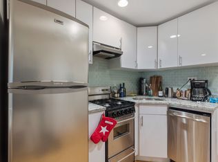 89 Christopher St APT 17, New York, NY 10014
