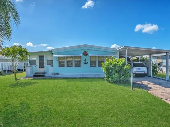 26033 Princess LN, BONITA SPRINGS, FL 34135