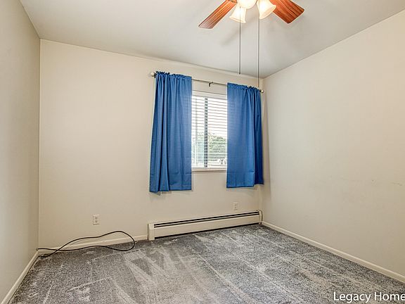 5th image of 2433 Byron Center Ave SW APT 202