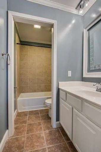 Upstairs Full Bath