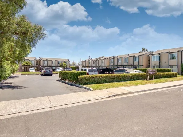 2942 Sierra St, Riverbank, CA 95367