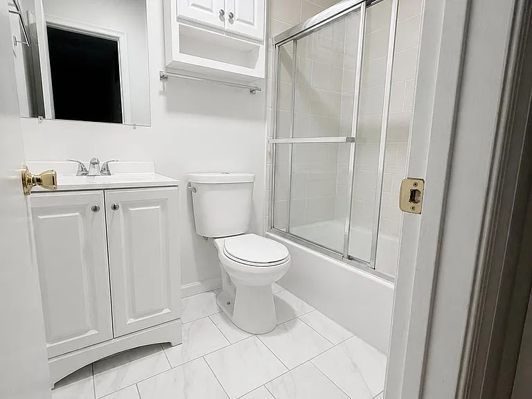 15711 Ambiance Dr — Photo 7
