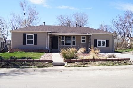 1st image of 1175 S Winona Ct