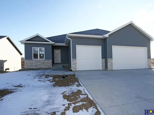 1231 S 7th St, Ashland, NE 68003