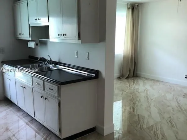 1715 Wiley St APT 5, Hollywood, FL 33020