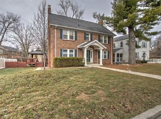 14 Edgewood Ct, Decatur, IL 62522