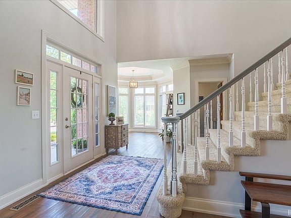 5th image of 8077 Clearview Dr