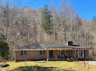 112 Dean Ln, Harrogate, TN 37752