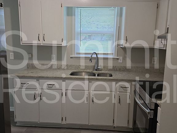 4th image of 19300 E Salisbury Rd