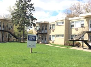 1107 W Hawthorne St #H, Arlington Heights, IL 60005