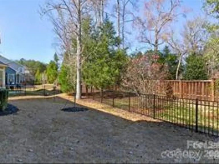 18517 Boulder Rock Loop — Photo 21