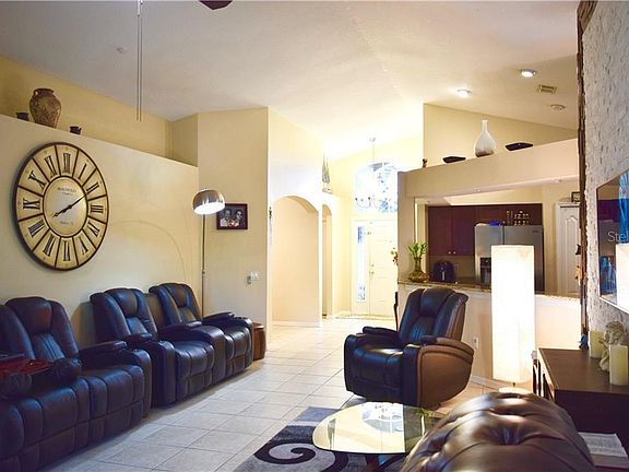5th image of 30506 Wrencrest Dr