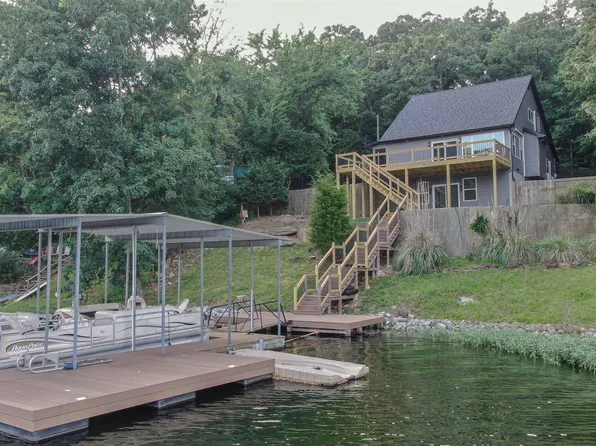 12185 Pebble Point Rd, Marion, IL 62959