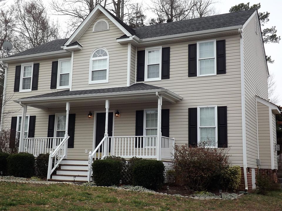 1940 Sq. ft Vinyl Sided Home. 4 Bedrooms/2.5 Baths.