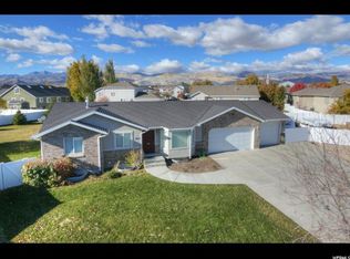 5819 W Spring Stone Cir, South Jordan, UT 84009