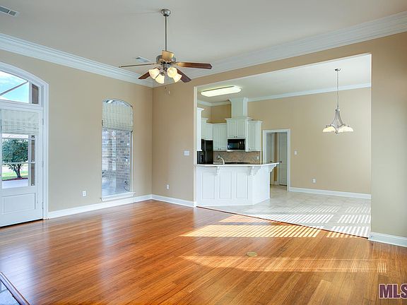 2nd image of 13239 Oak Knoll Dr