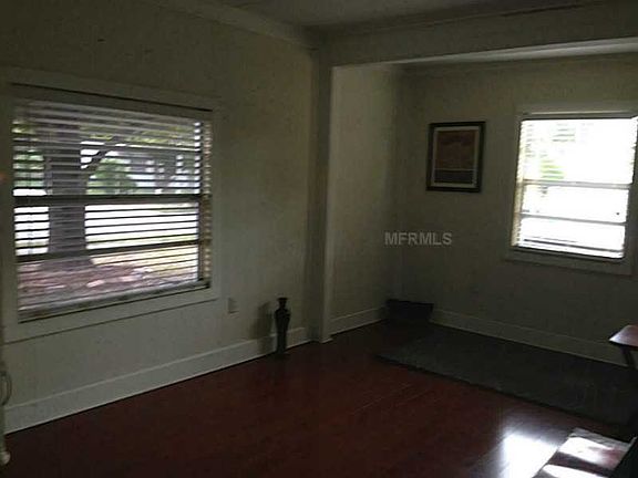 4th image of 501 Ivanhoe Way