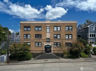 2328 10th Ave E APT 102, Seattle, WA 98102