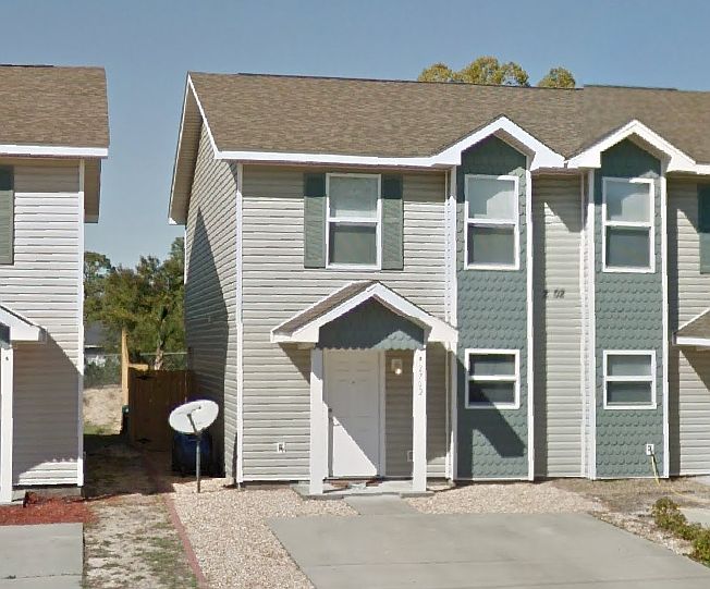 2nd image of 2702 W 12th St
