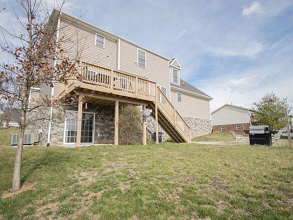 3rd image of 870 George Edward Via