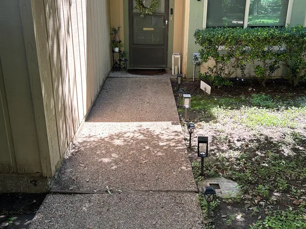 9512 Quail Village Ln, Austin, TX 78758