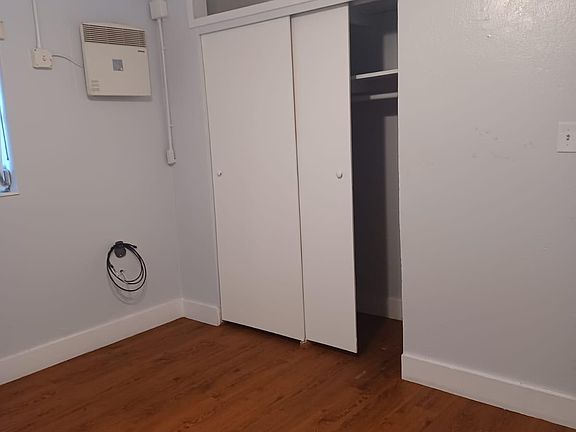2nd image of 415 1st Ave NE