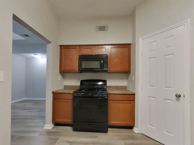 2011 Marlberry Ln — Photo 5