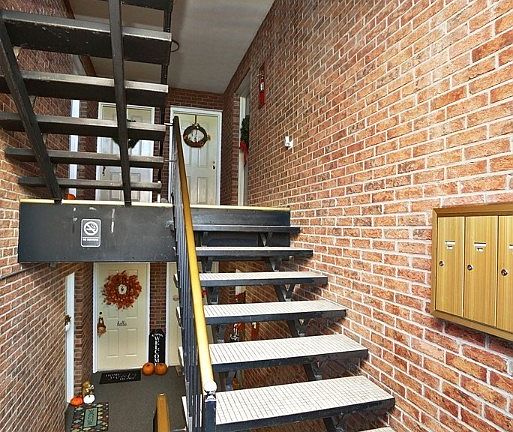 3rd image of 5936 Harrison Ave Unit 23