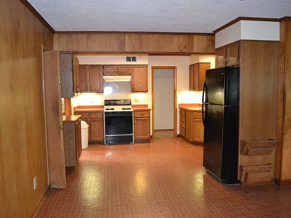 den/kitchen