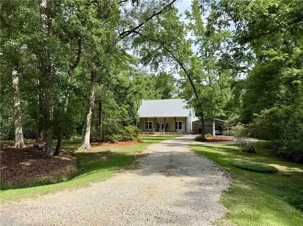 111 Jasmine Dr, Covington, LA 70433