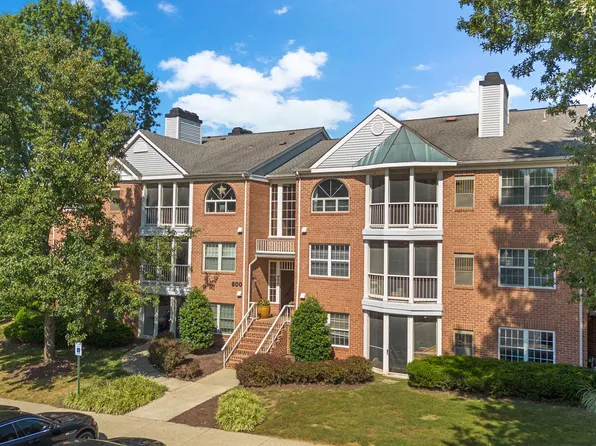 800 Amber Tree Ct APT 202, Gaithersburg, MD 20878