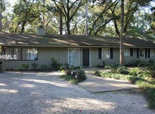 83 Point Comfort Rd, Hilton Head Island, SC 29928