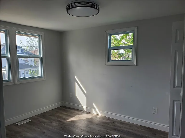 348 Caroline St — Photo 13