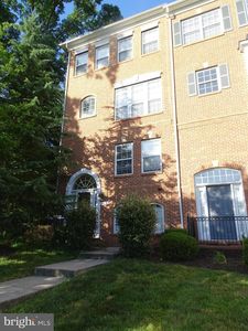 961 S Randolph St, Arlington, VA, 22204