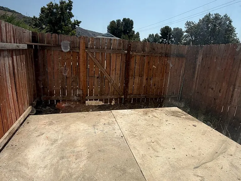 147 Sespe Ave — Photo 23
