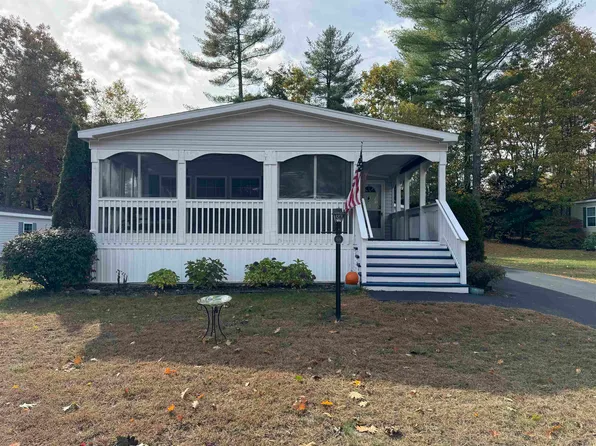66 Temple Drive, Rochester, NH 03868