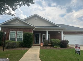 211 Cottage Cir, Byron, GA 31008